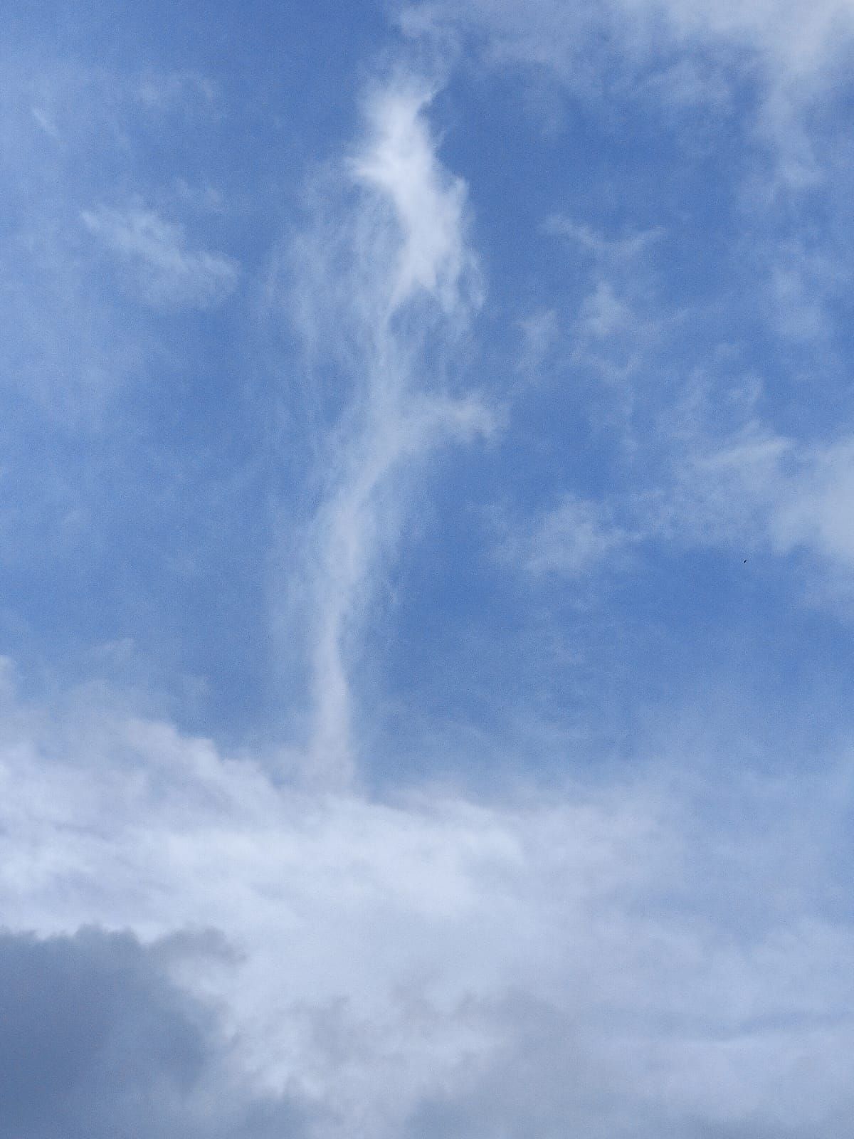 Cloud Fountain, photographed by Sunil Nishikant Godbole