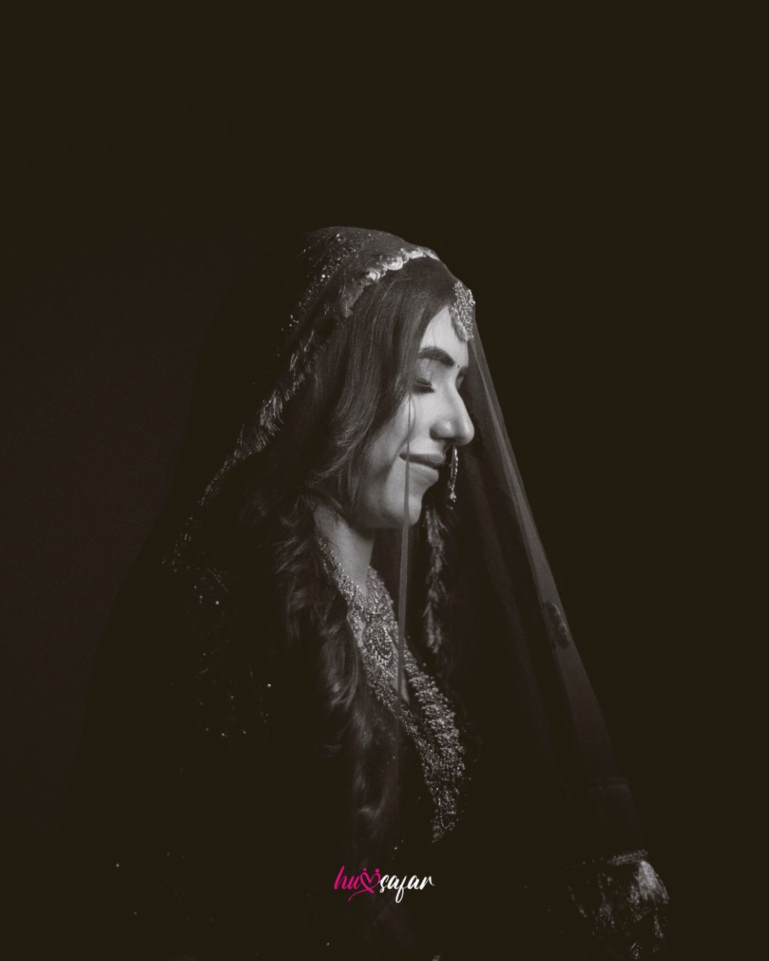 Ayush Gupta_Humsafar_WeddingStory_Bridalportrait