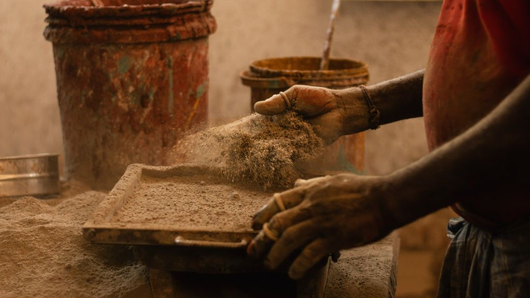 Craftsmen in Athangudi