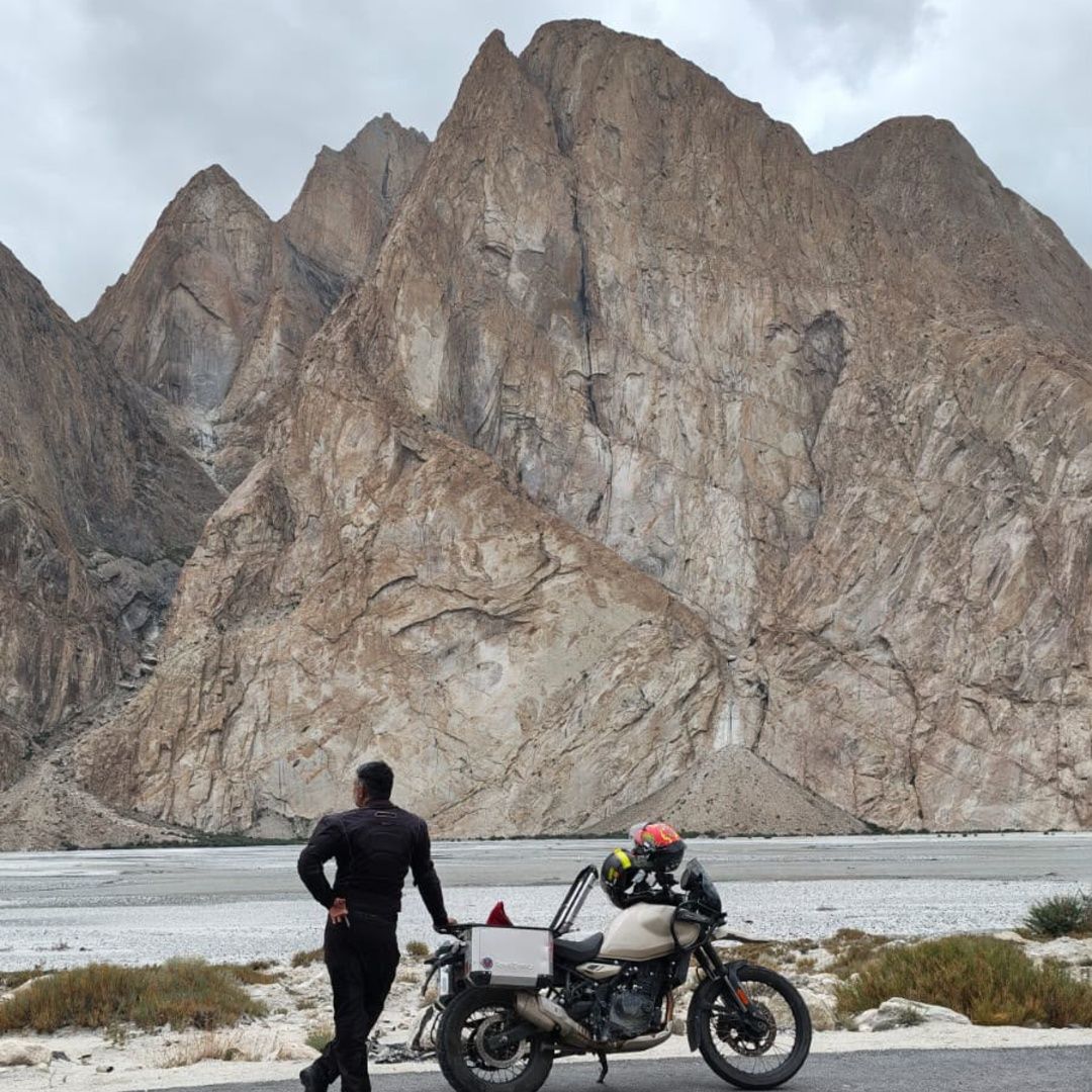 The Rider's Pause