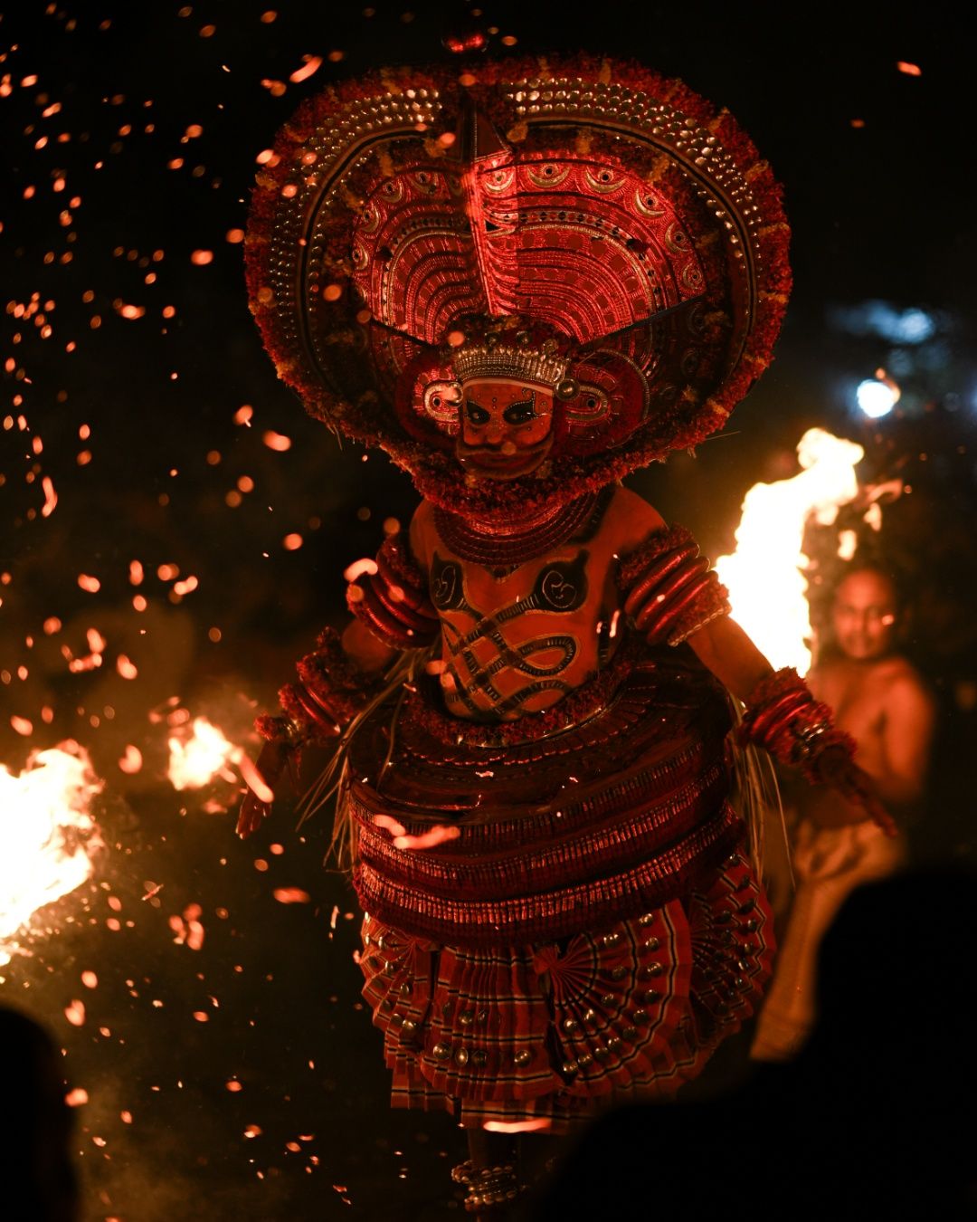 kandanar kelan Theyyam - kannur