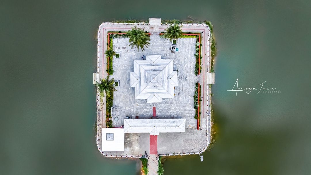 Symmetry in Serenity