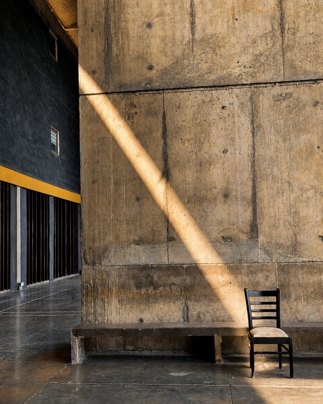 The light stays